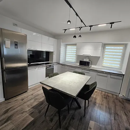 Carol Apartment *